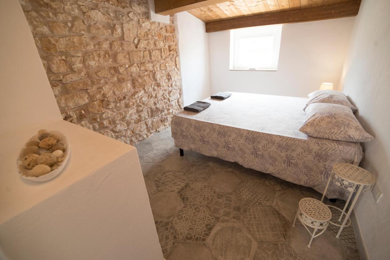 Aria Di Vico Aparthotel Vico Del Gargano Buitenkant foto