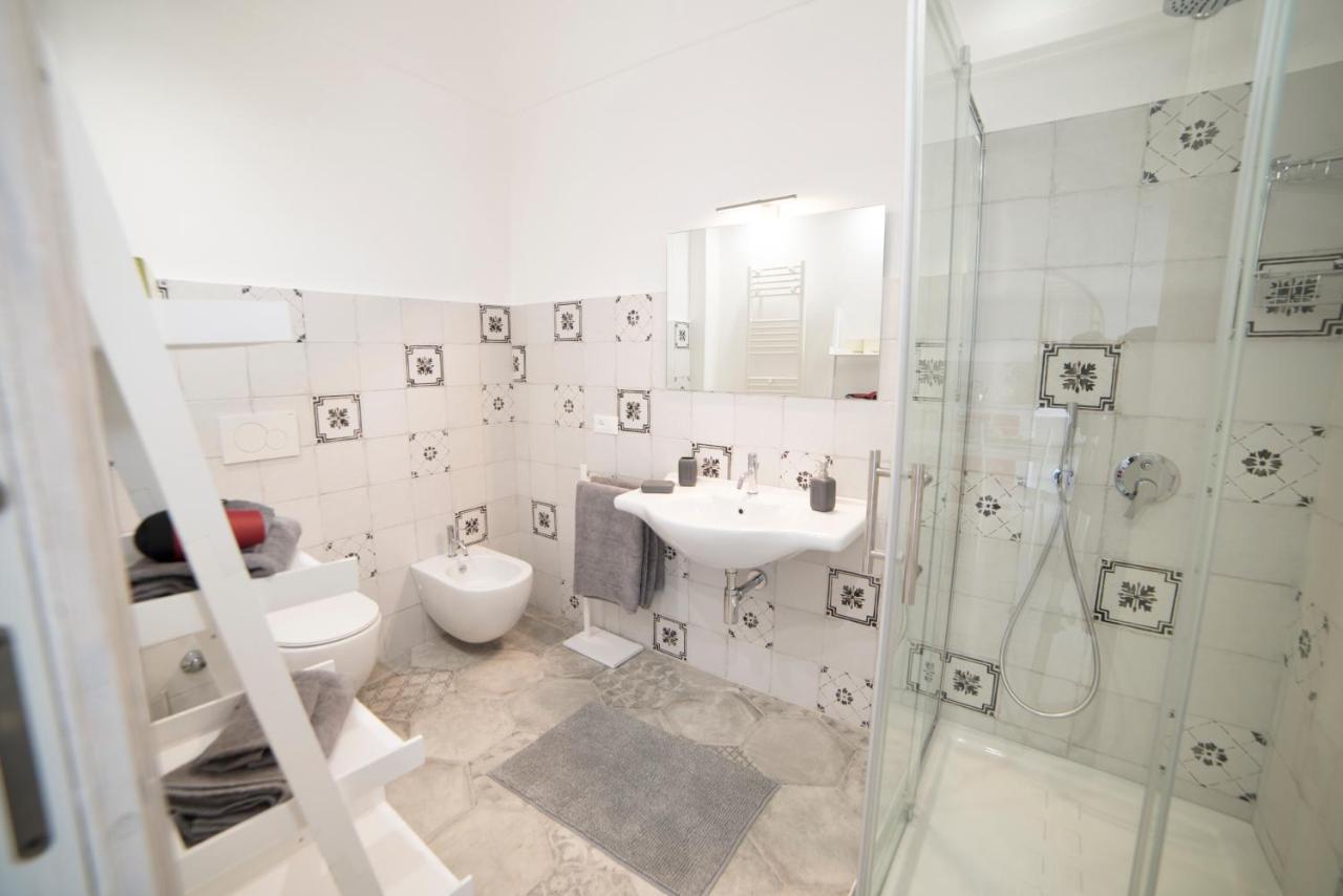 Aria Di Vico Aparthotel Vico Del Gargano Buitenkant foto