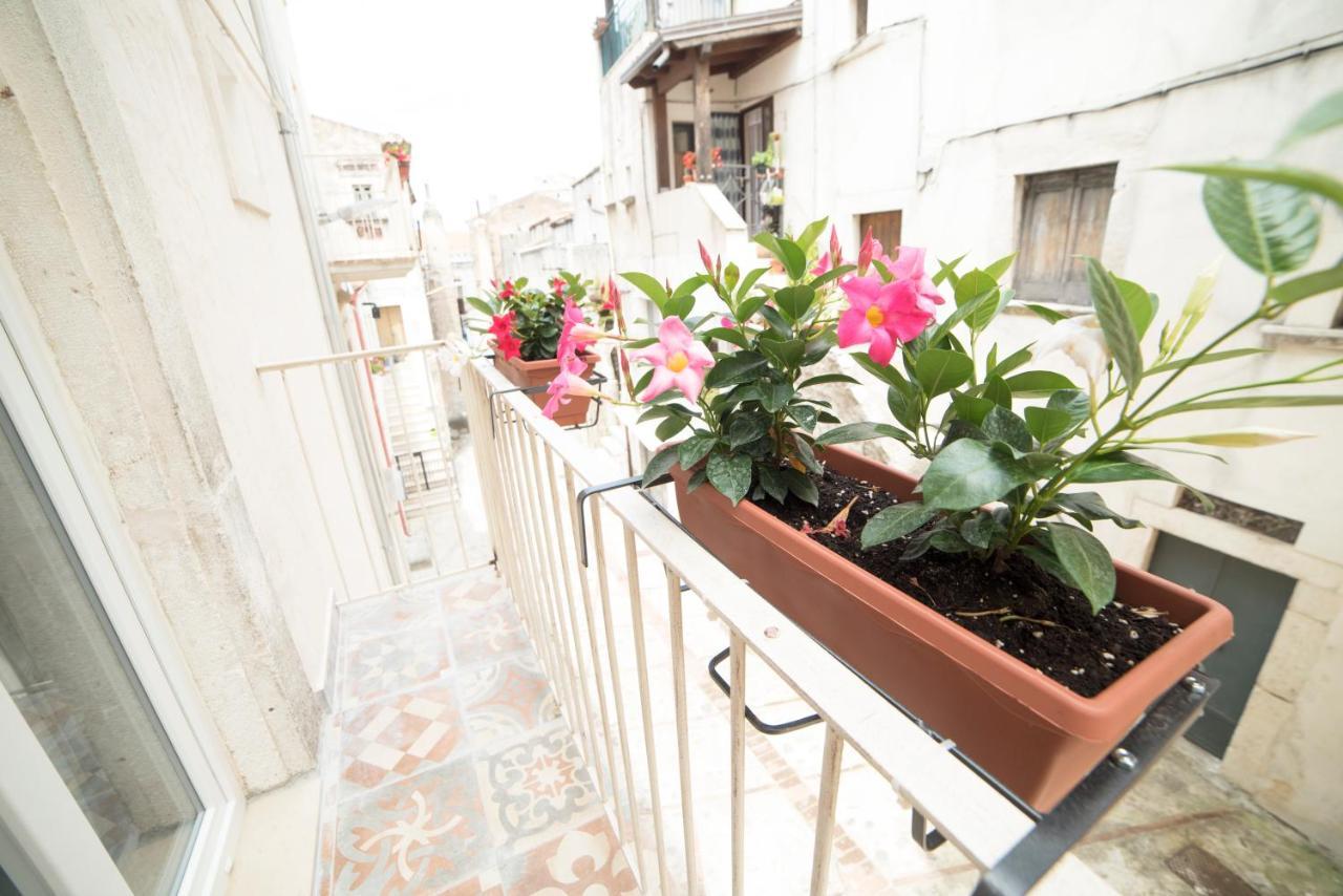 Aria Di Vico Aparthotel Vico Del Gargano Buitenkant foto