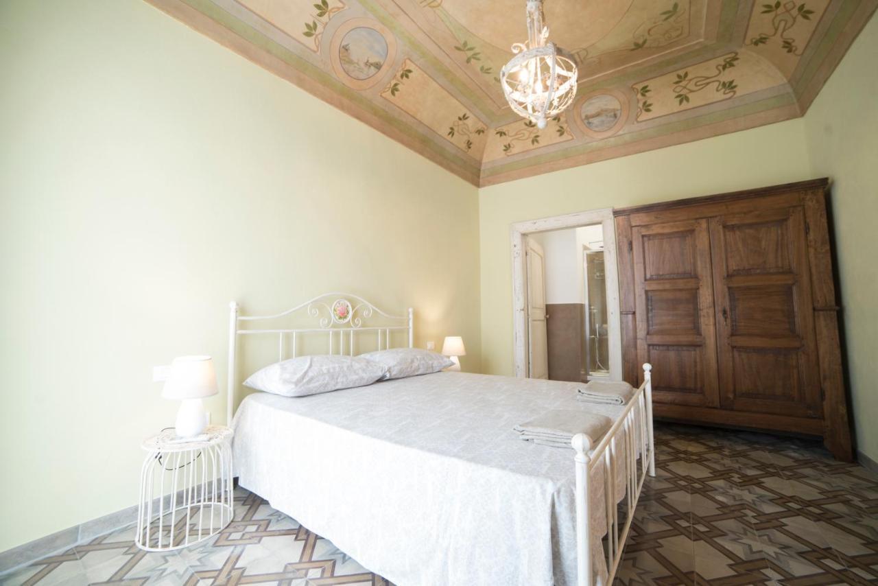 Aria Di Vico Aparthotel Vico Del Gargano Buitenkant foto
