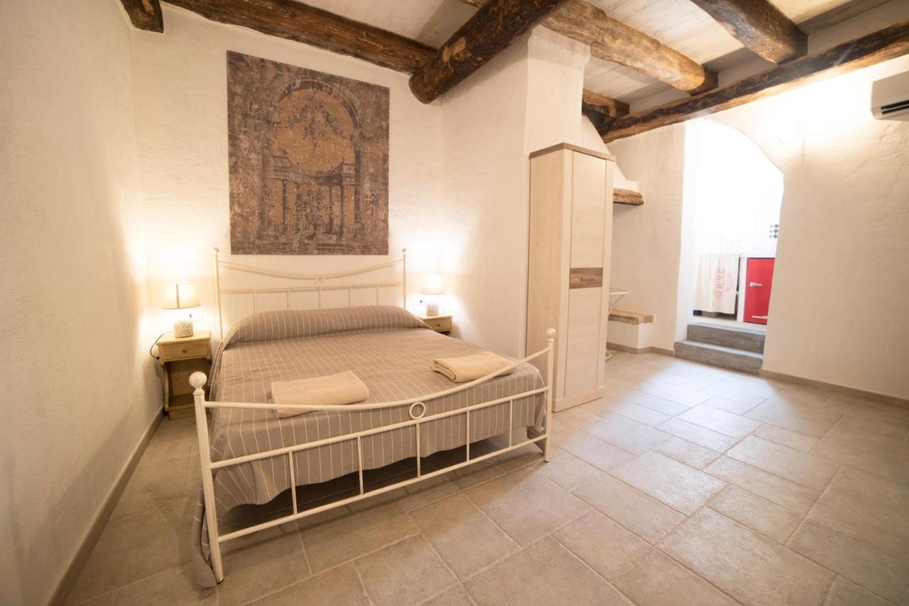 Aria Di Vico Aparthotel Vico Del Gargano Buitenkant foto