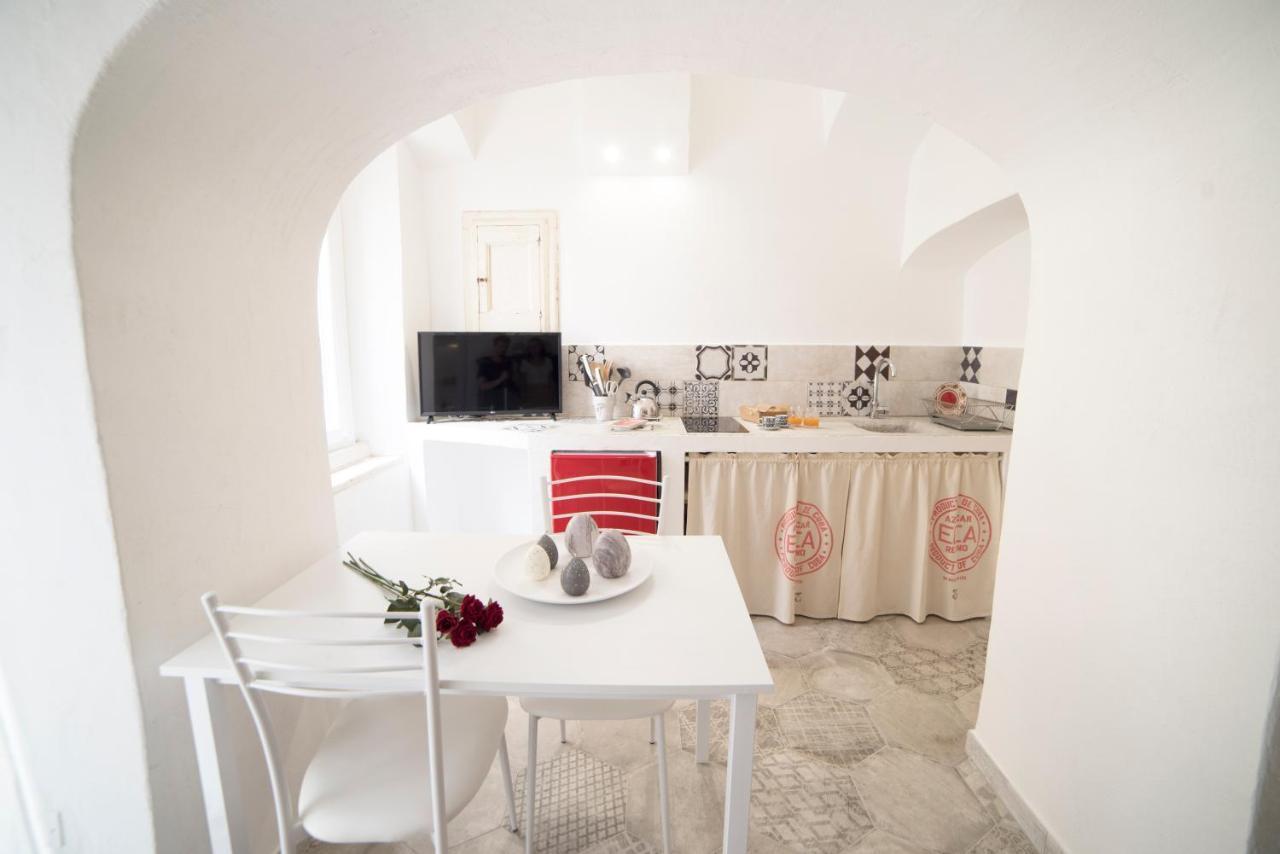 Aria Di Vico Aparthotel Vico Del Gargano Buitenkant foto
