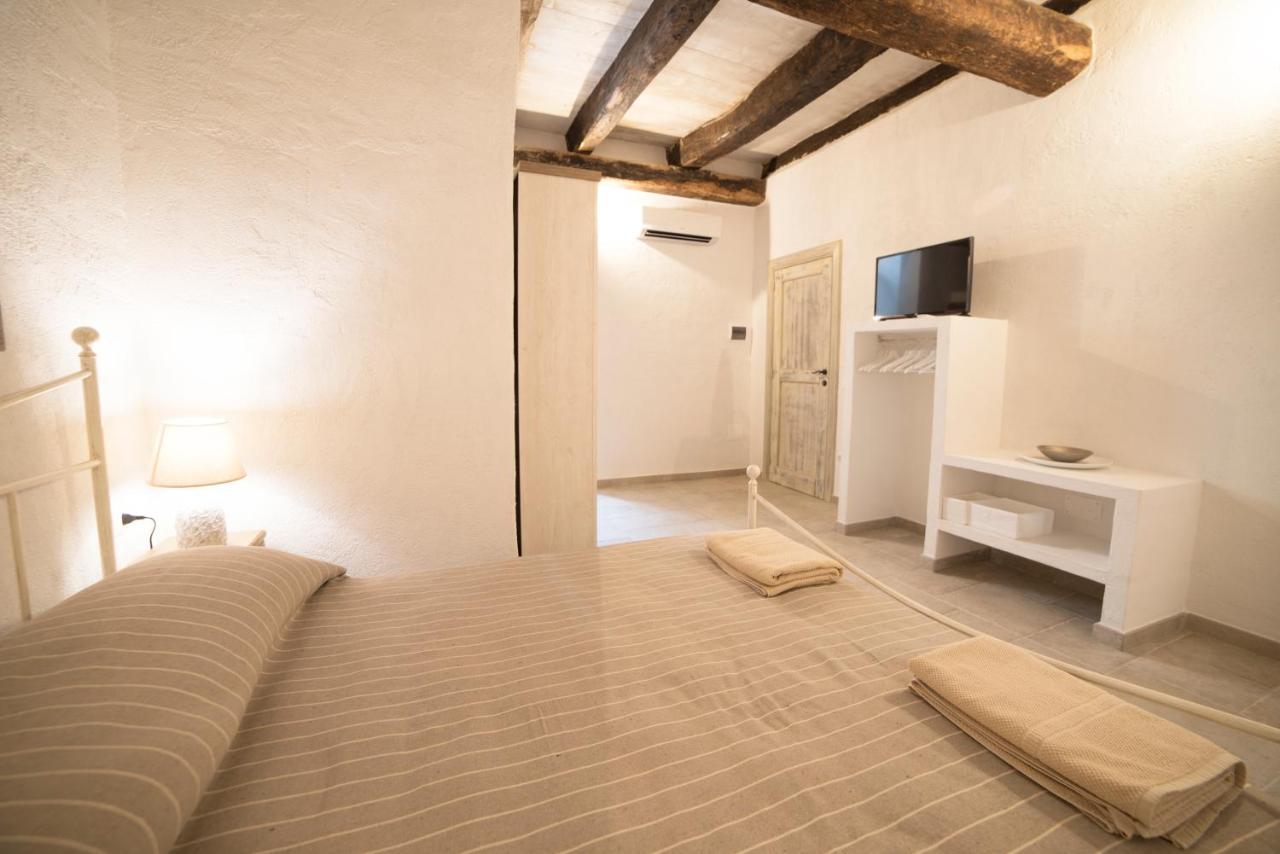 Aria Di Vico Aparthotel Vico Del Gargano Buitenkant foto