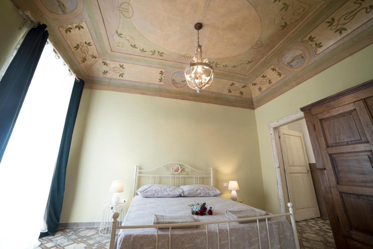 Aria Di Vico Aparthotel Vico Del Gargano Buitenkant foto